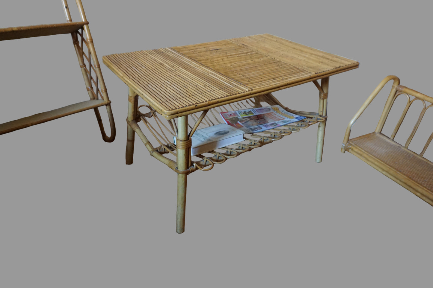 Table basse en rotin, années 60-70