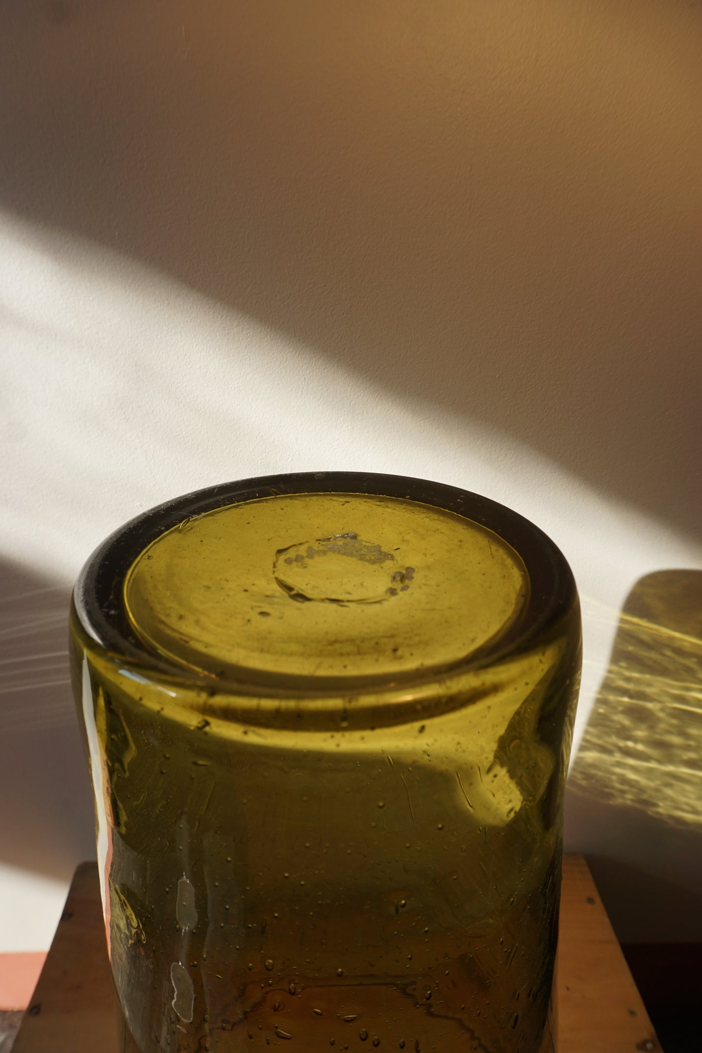 Vase Biot en verre soufflé - Années 70