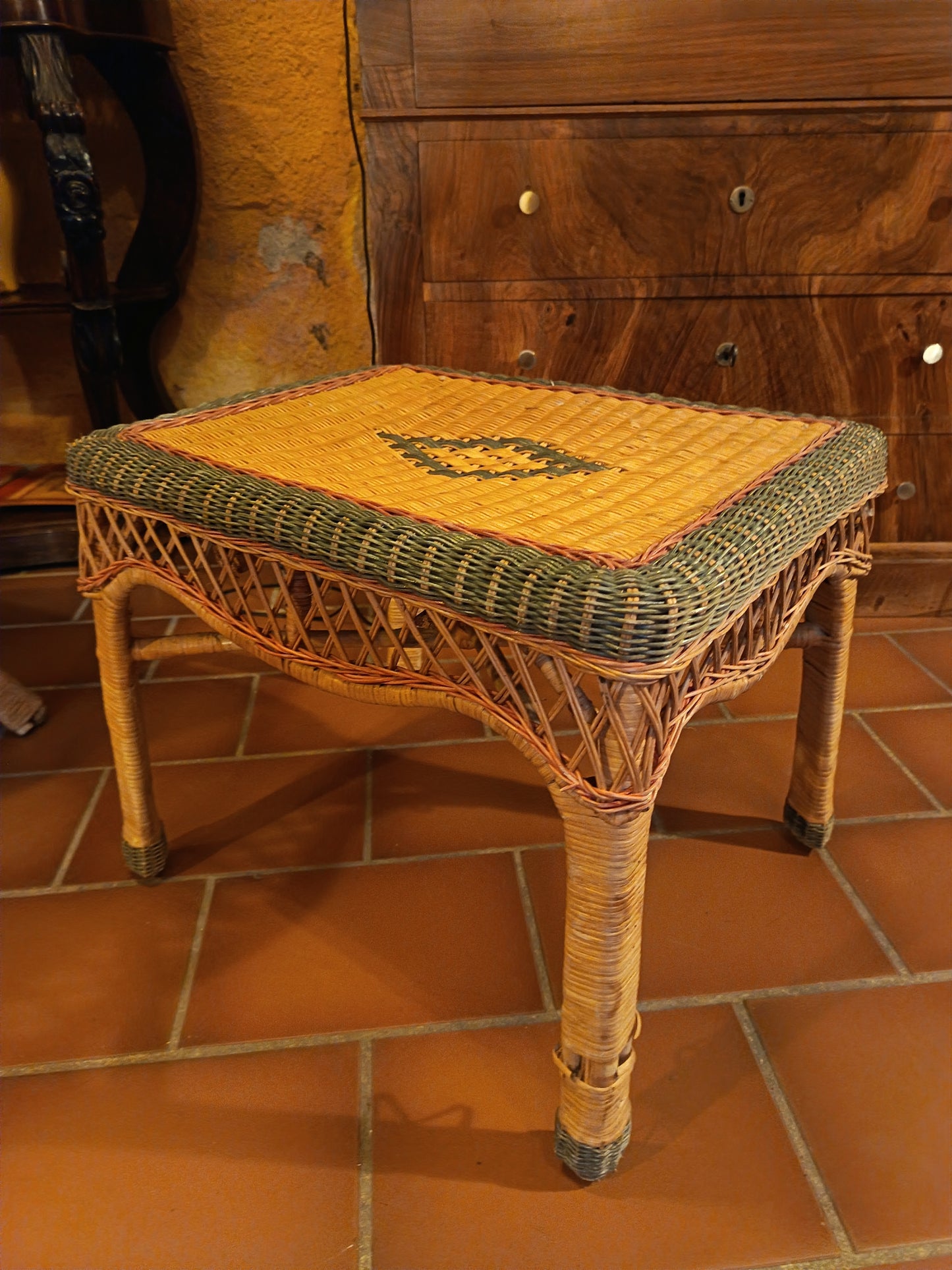 Fauteuil et ottomane en osier - années 20