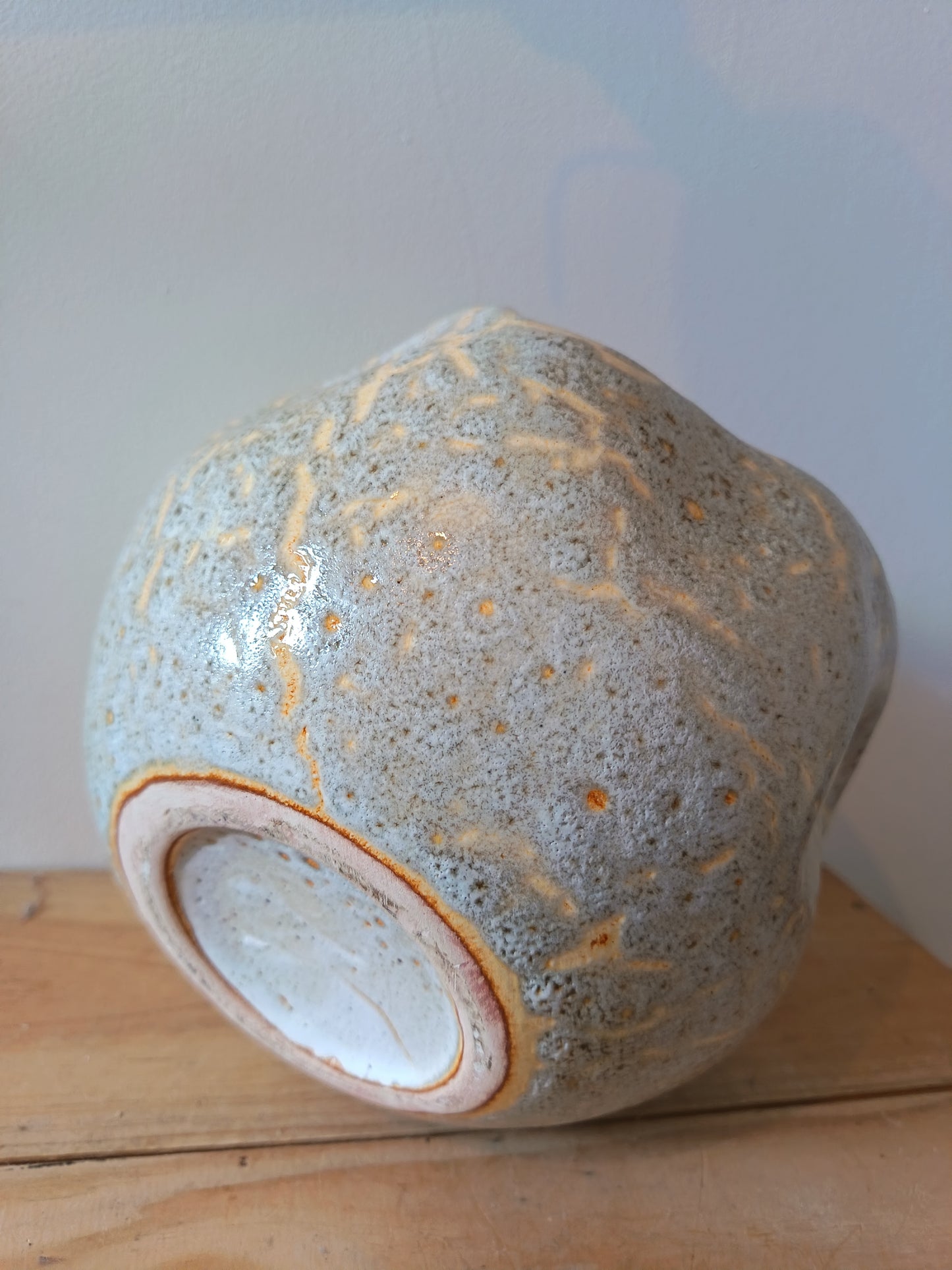 Vase en forme de pierre - période contemporaine