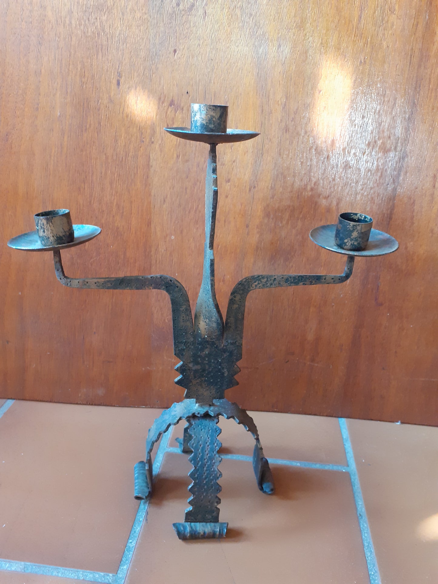 Chandeliers brutalistes des années 70