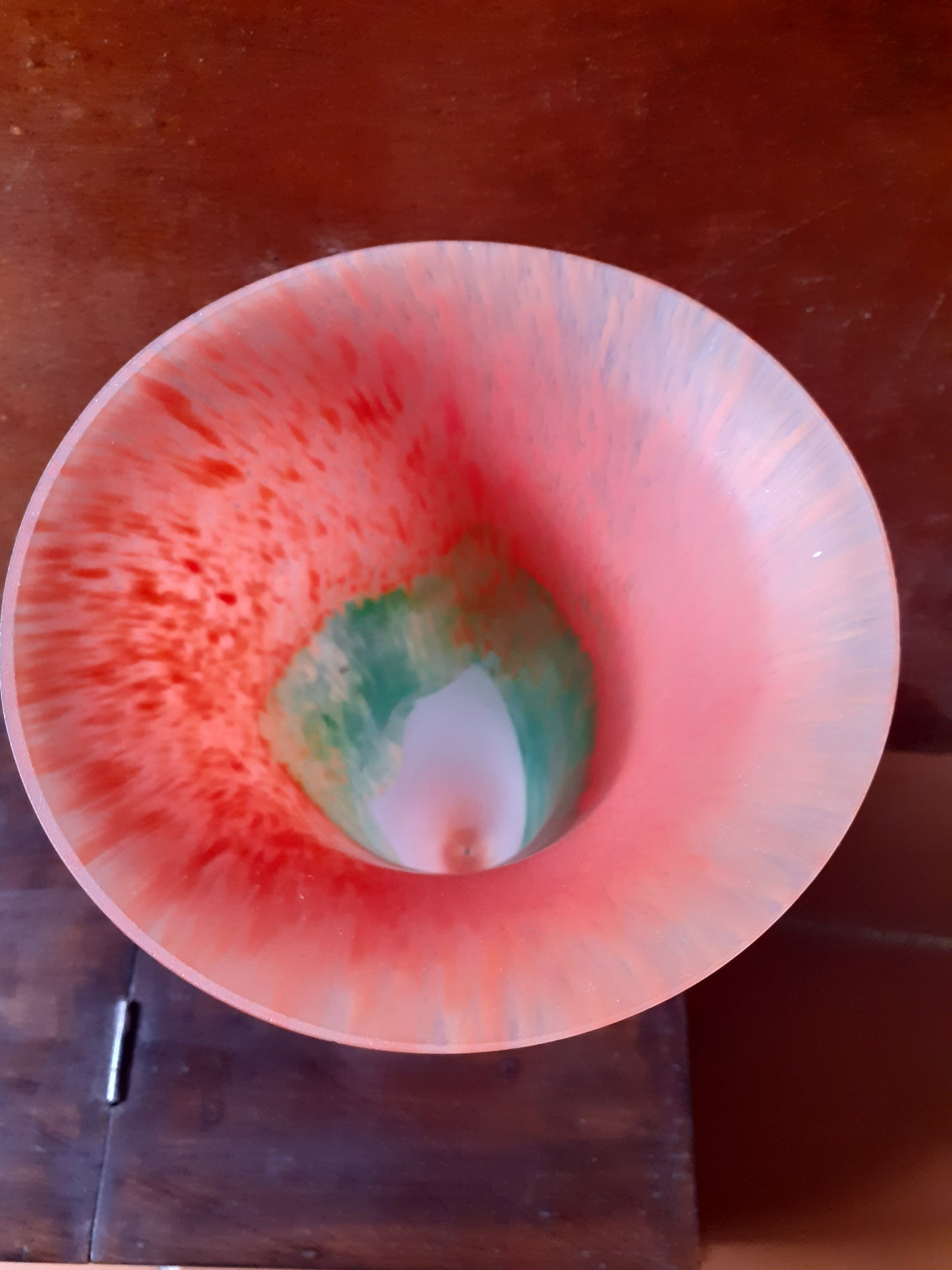 Vase tulipe en pâte de verre