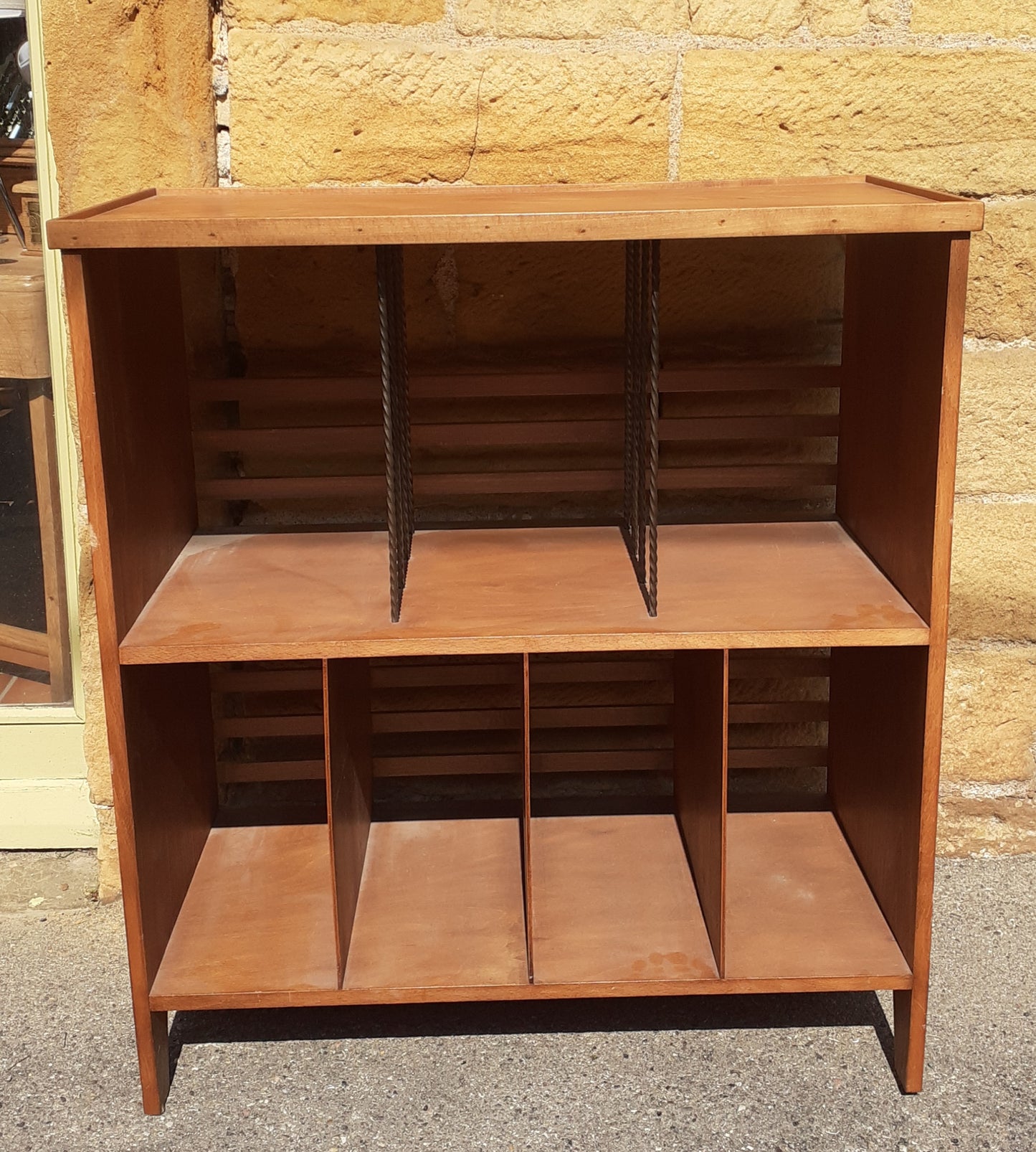 Etagère à vinyles des années 60