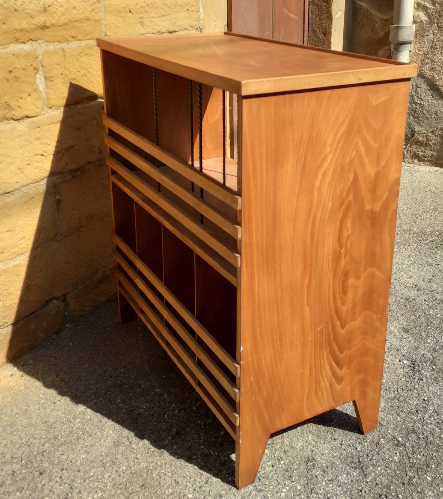 Etagère à vinyles des années 60