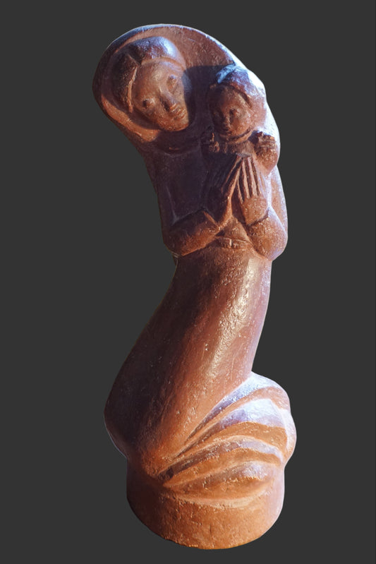 Statuette de maternité de germaine Anciaux