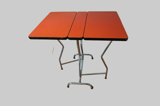 Table en formica corail des années 60