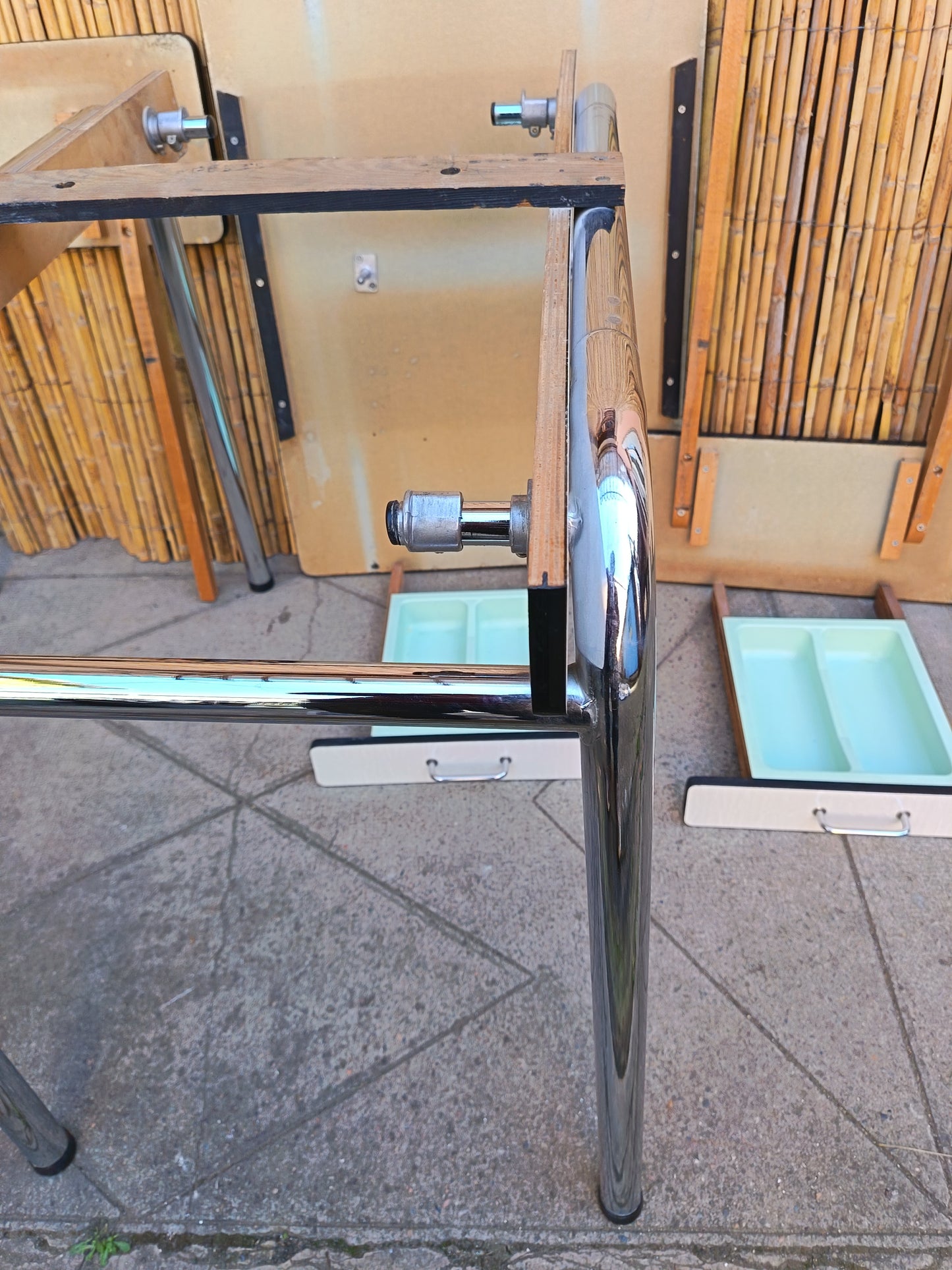 Table de cuisine extensible en Formica - années 70