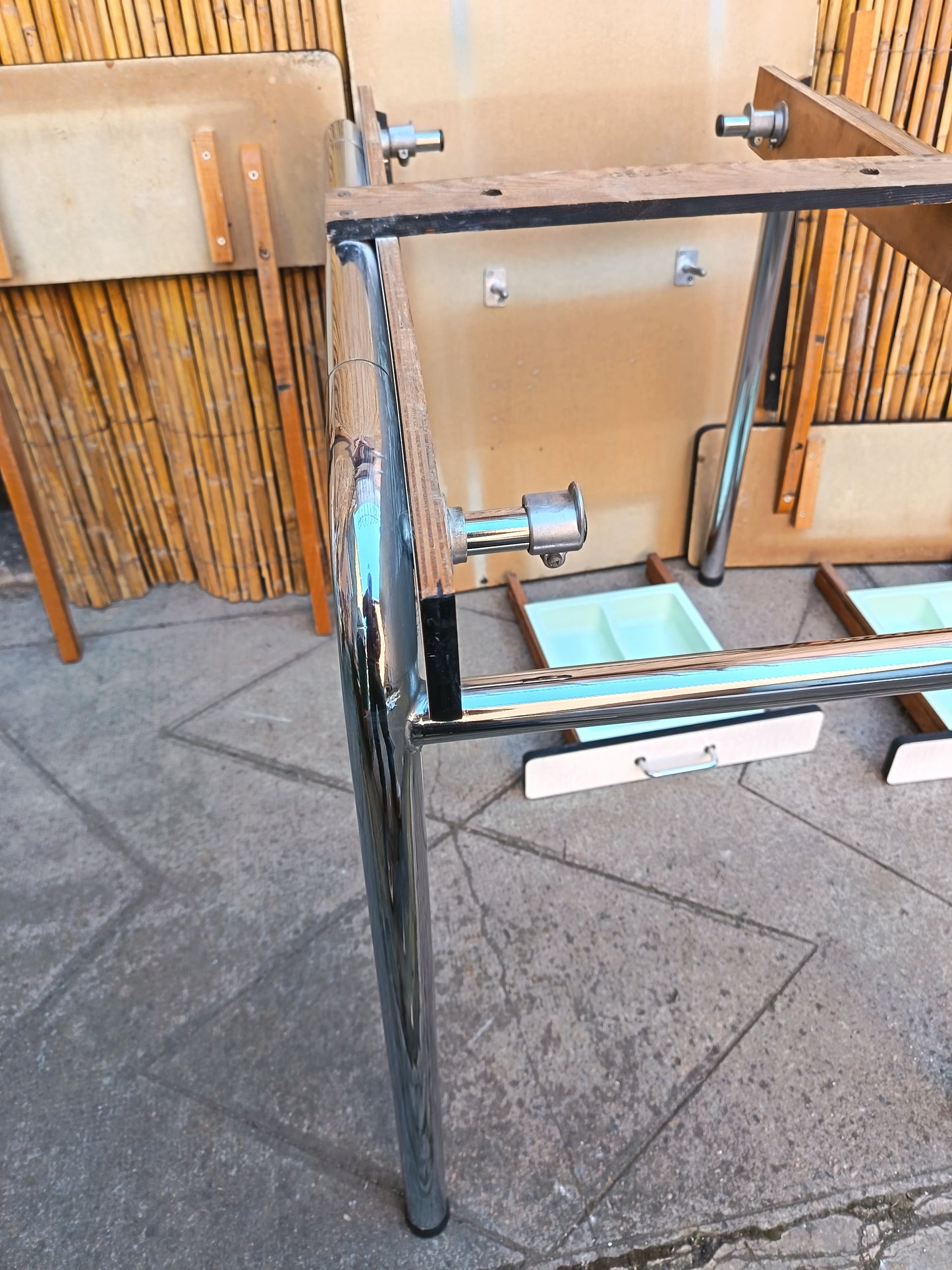 Table de cuisine extensible en Formica - années 70