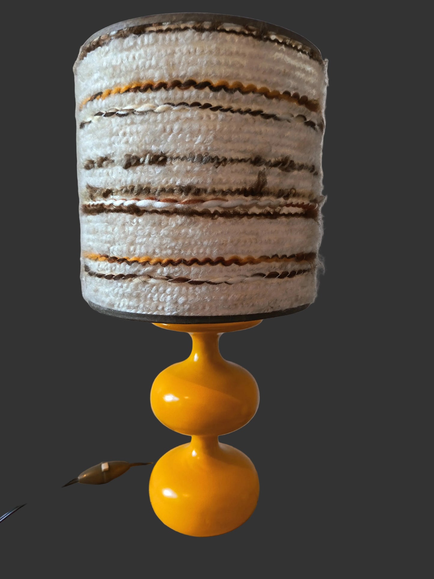 Lampe en bois tournée jaune - années 70