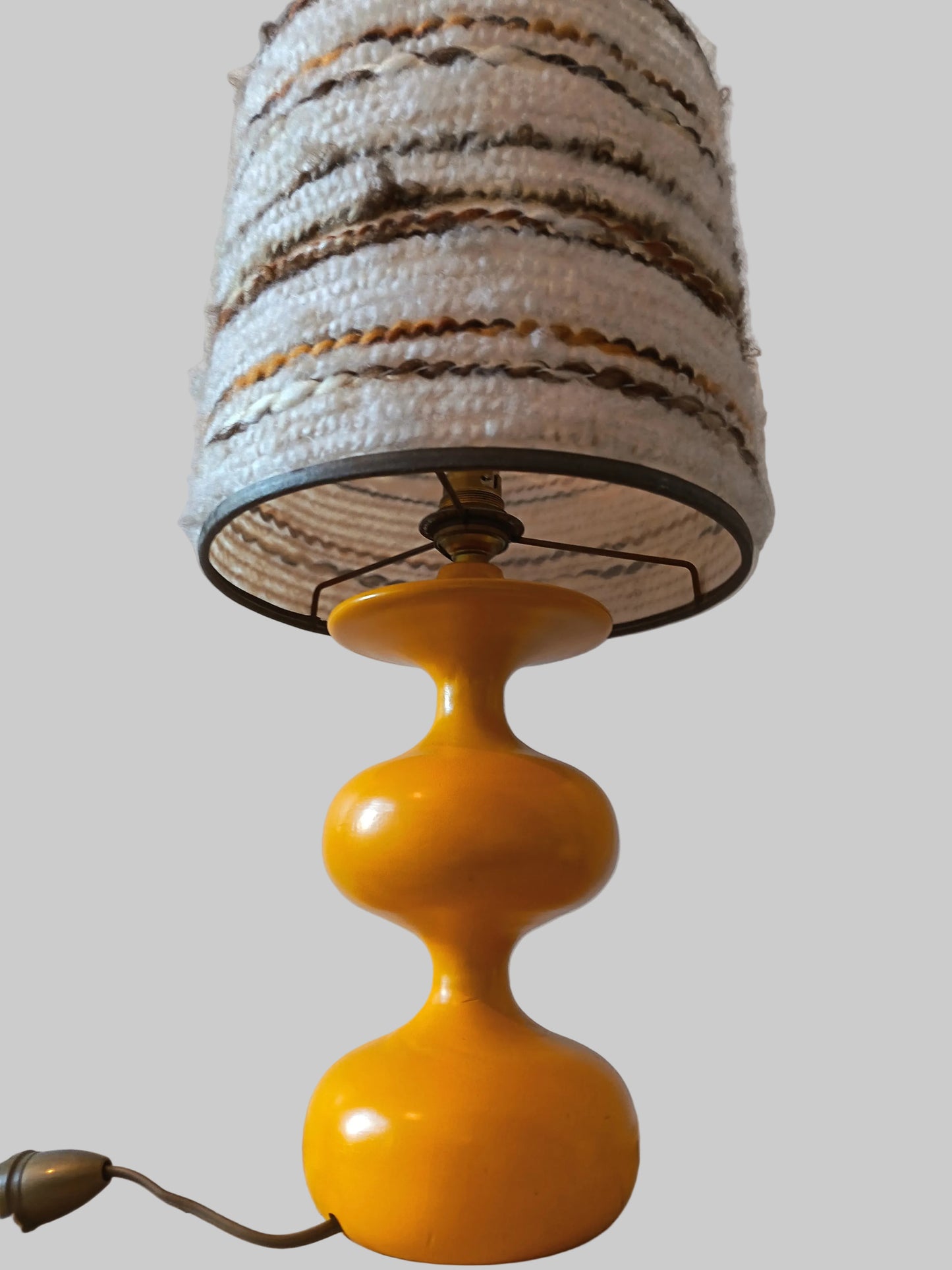 Lampe en bois tournée jaune - années 70