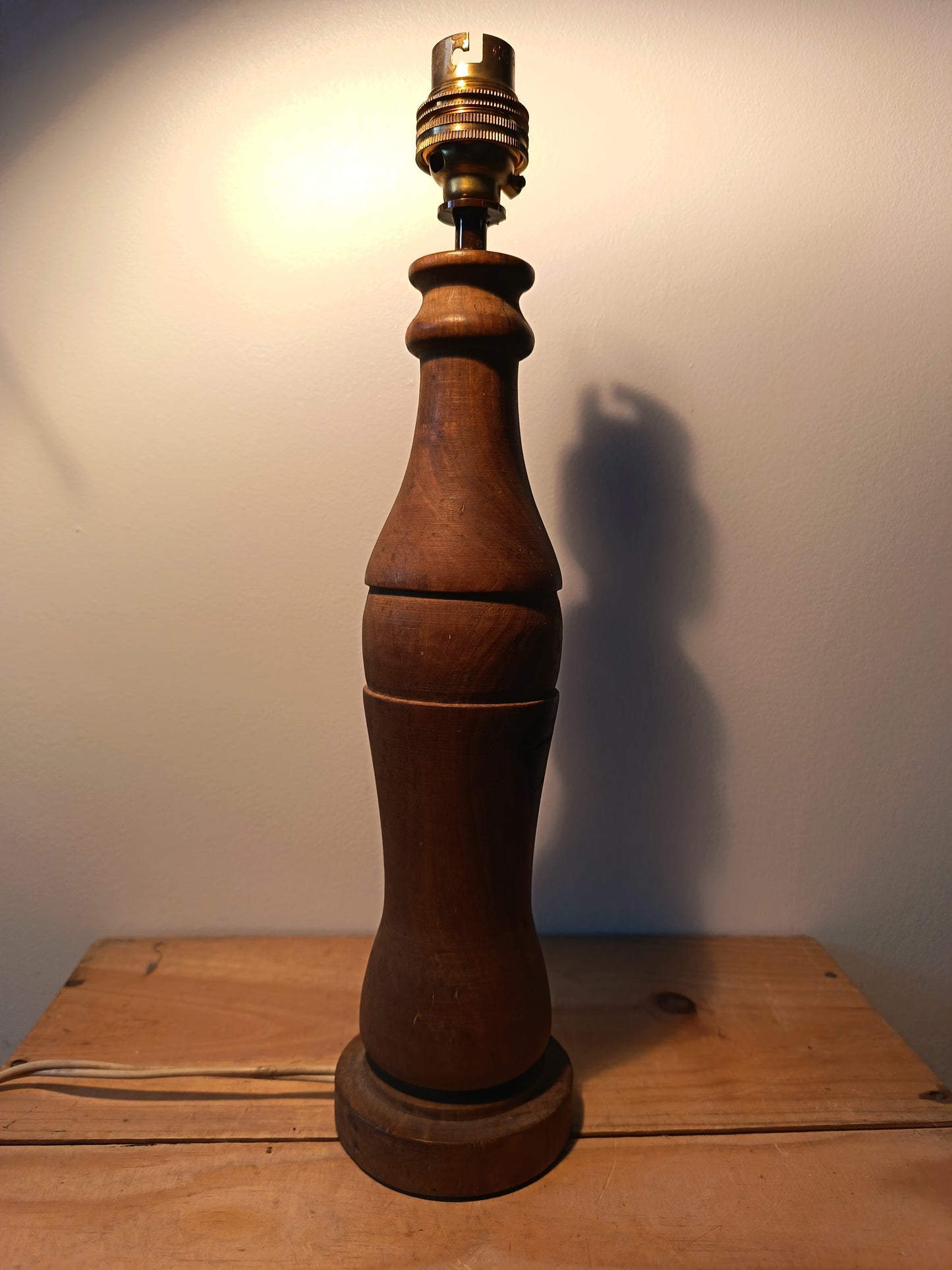 Lampe en bois tourné - années 70