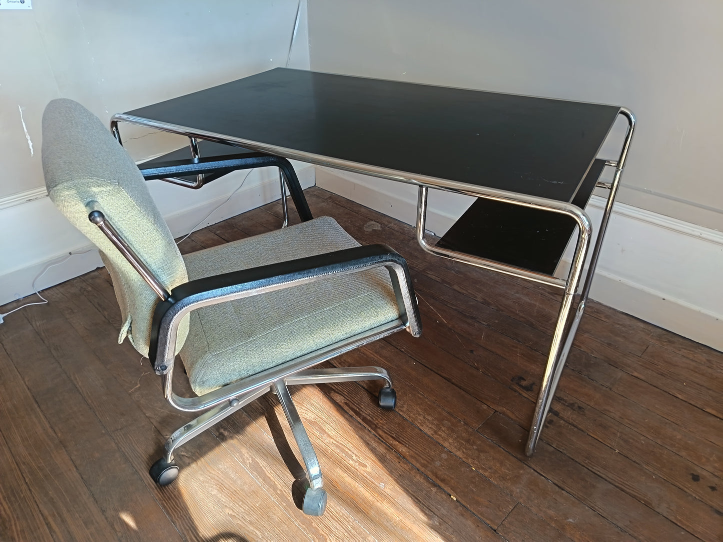 Bureau style Bauhaus - années 80