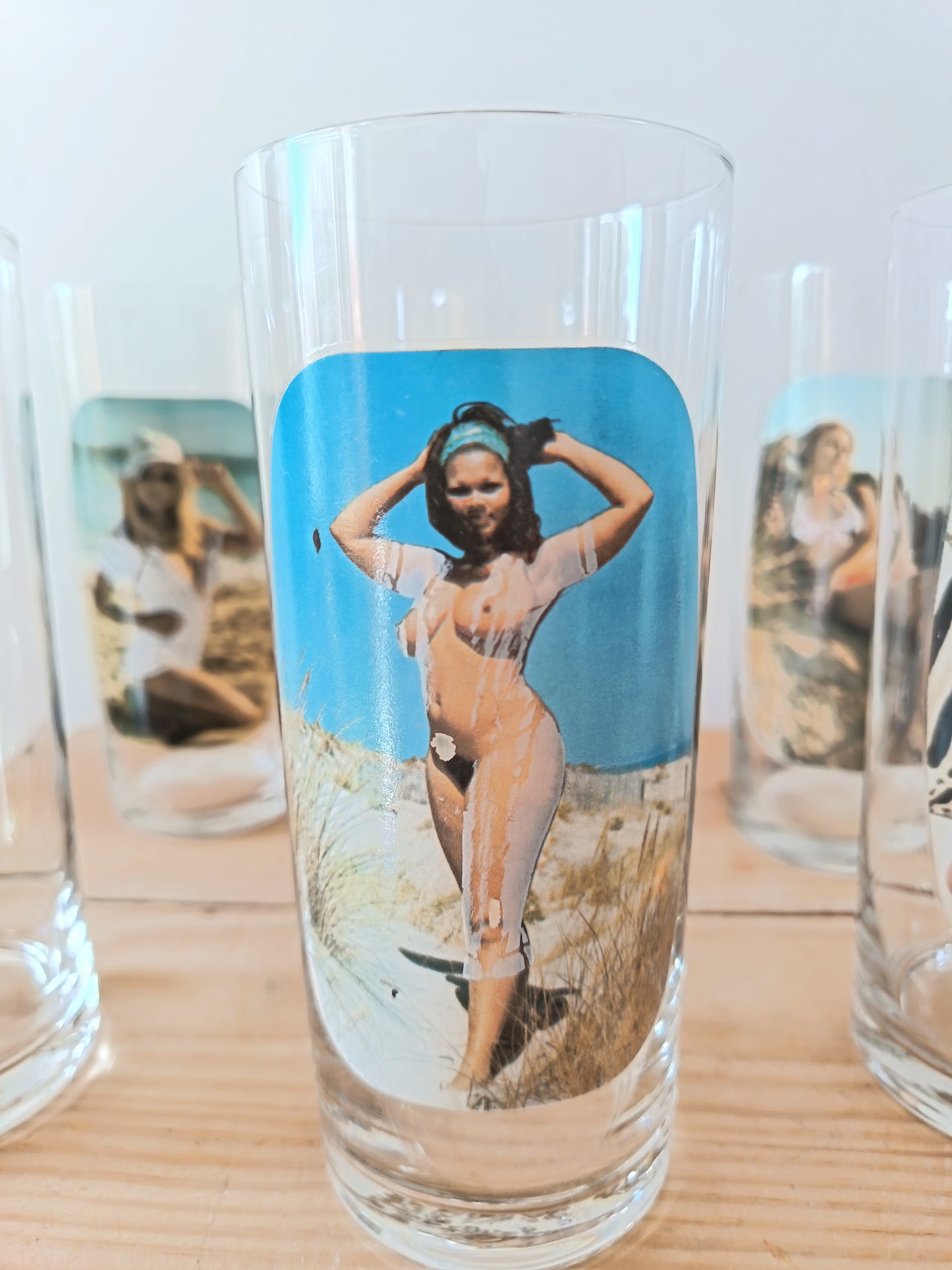 Service de verres pin-up - années 70