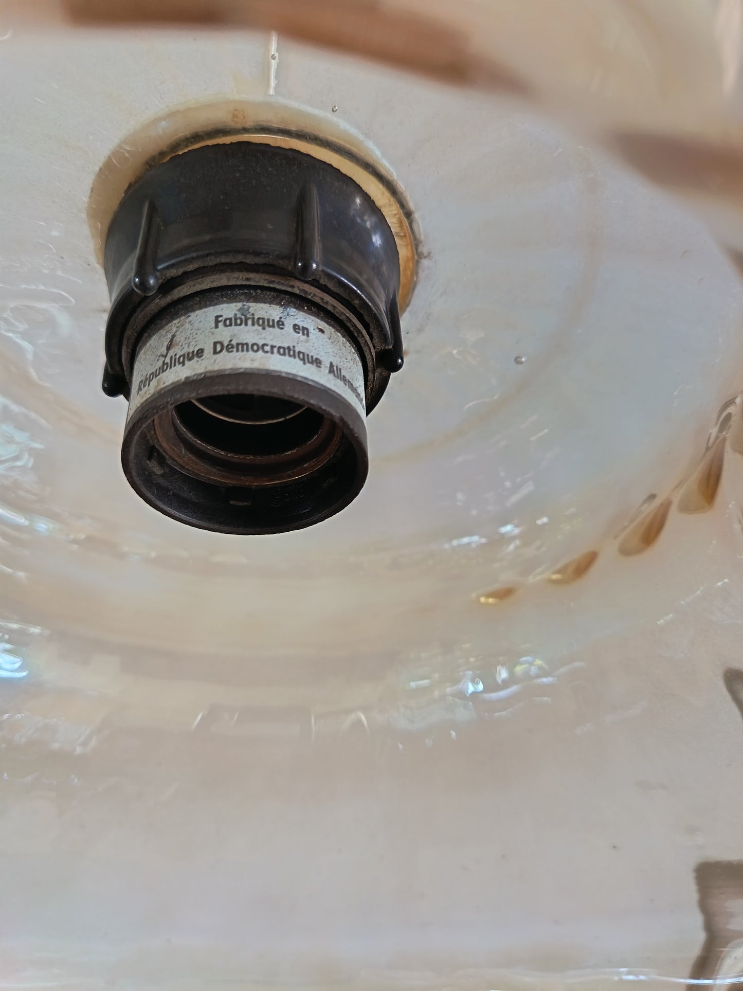 Suspension en verre fumé - années 70