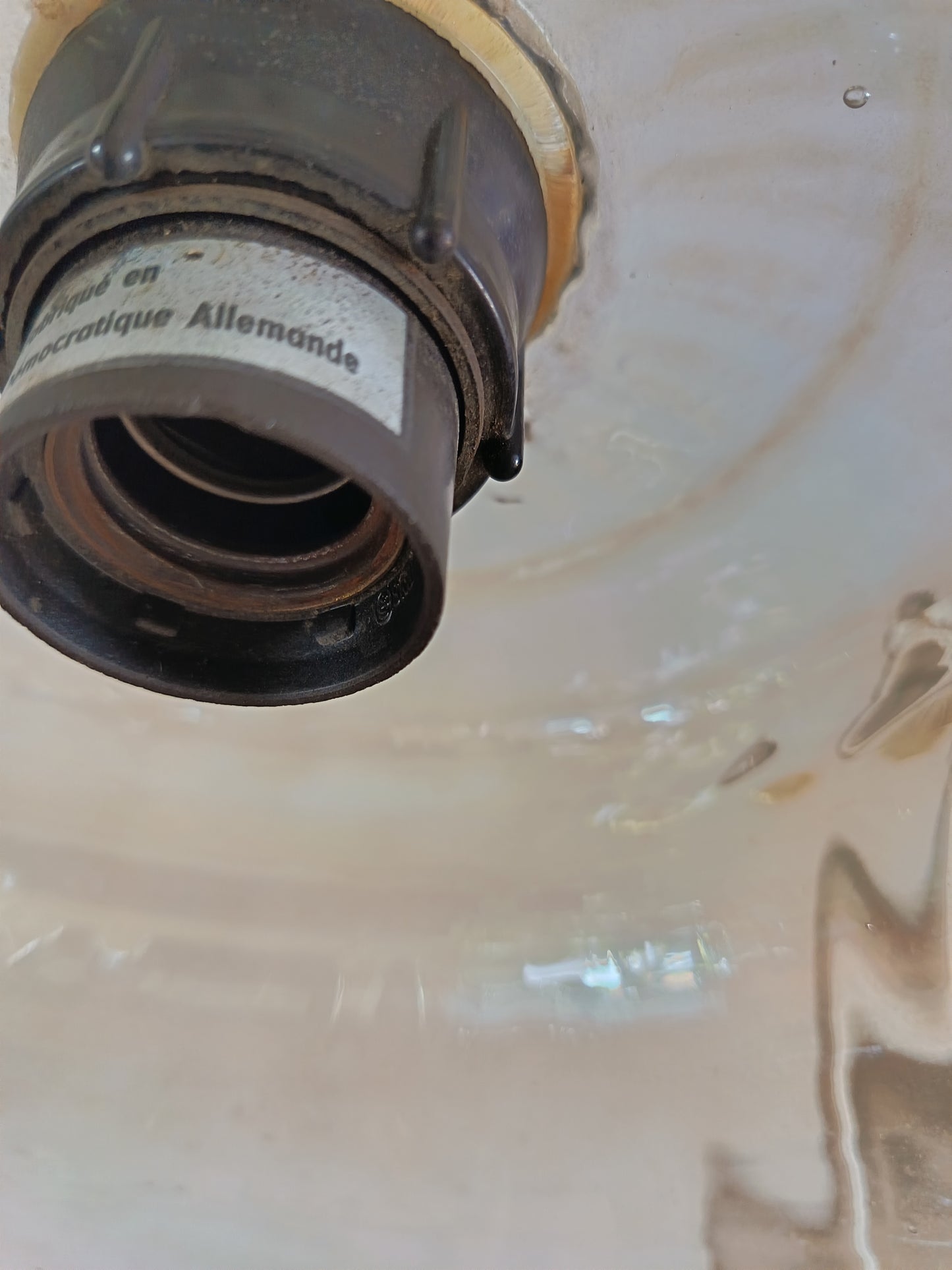 Suspension en verre fumé - années 70