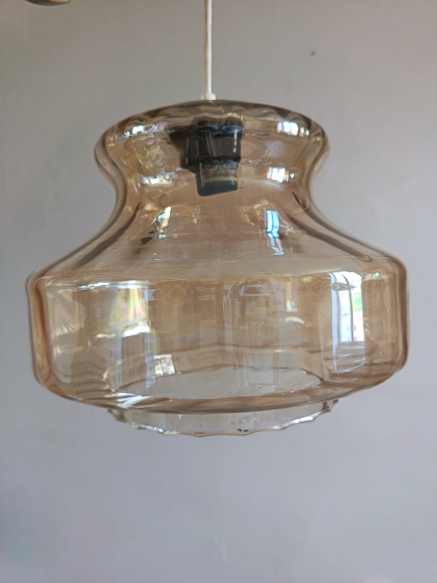 Suspension en verre fumé - années 70
