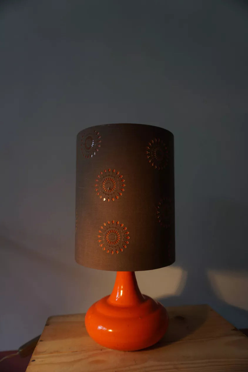 Lampe en ceramique orange années 70