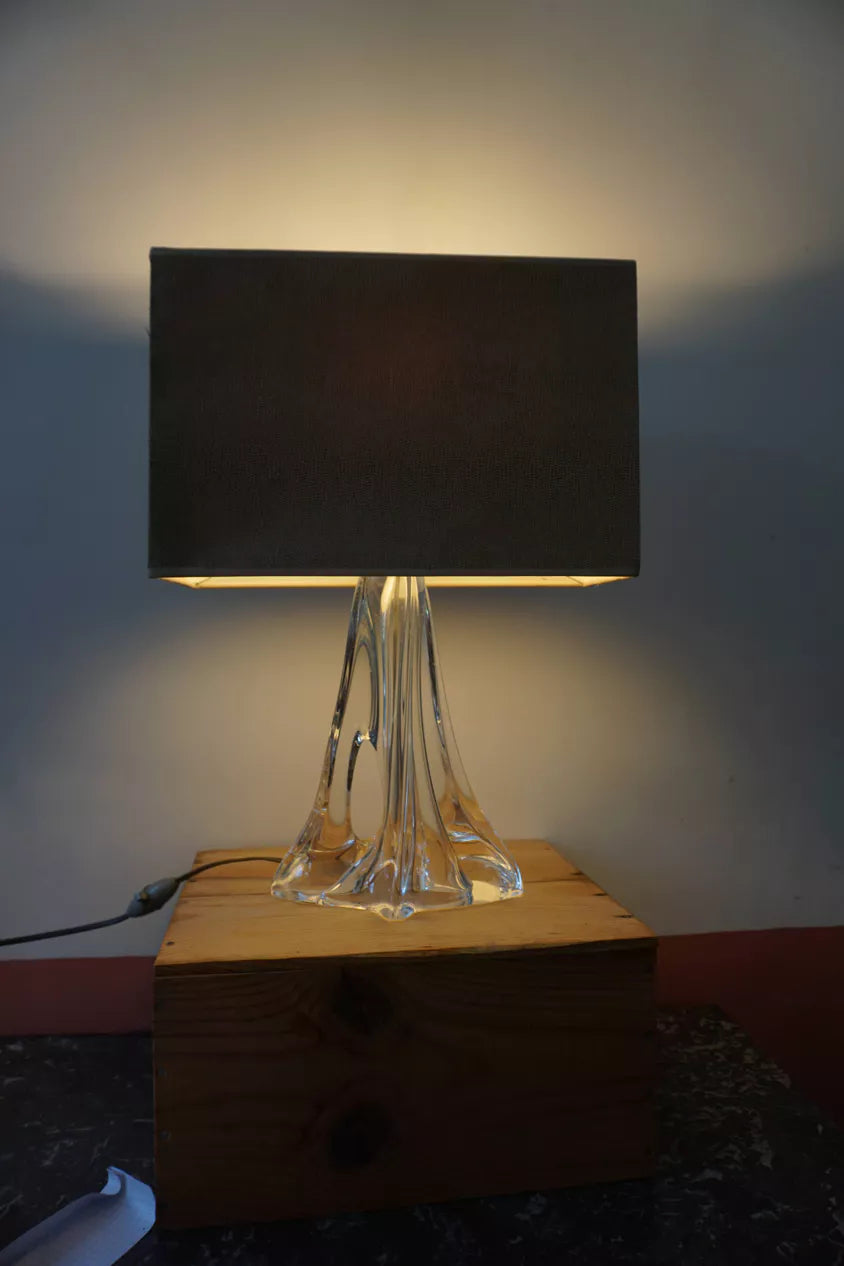 Lampe en cristal signée Daum France